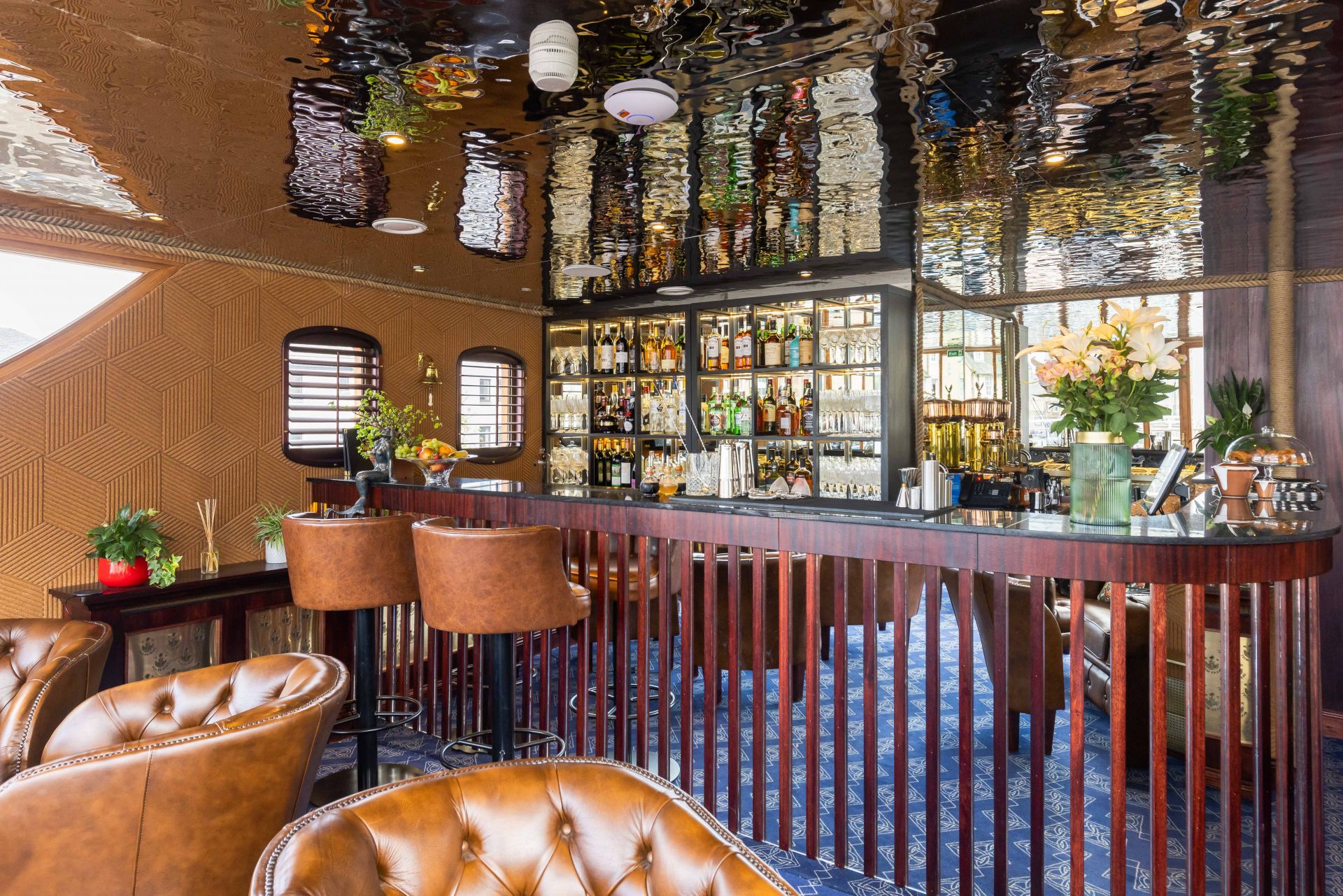 Ocean Mist Bar & Lounge